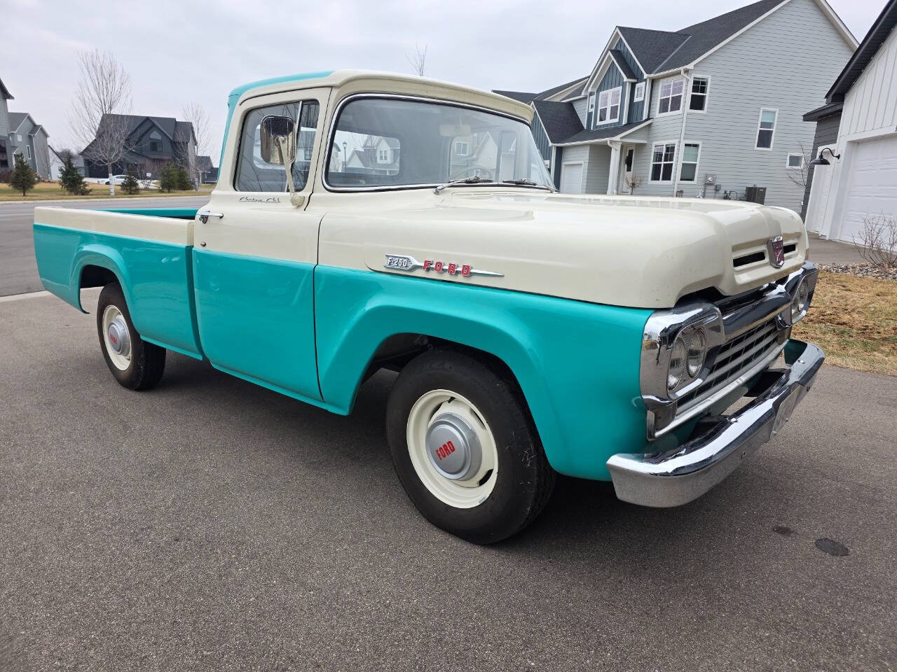 1960 Ford F-250 3