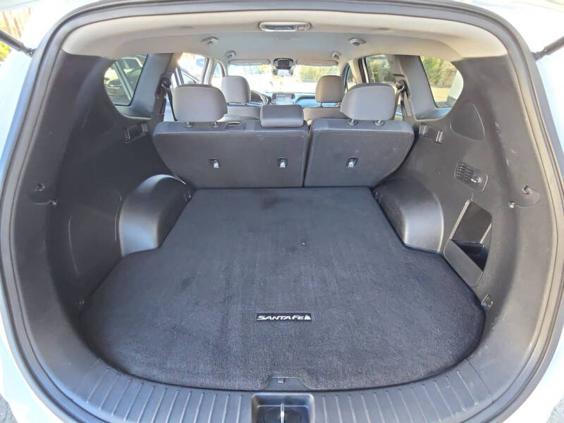 2023 Hyundai Santa Fe SE