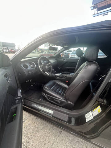 2014 Ford Mustang V6