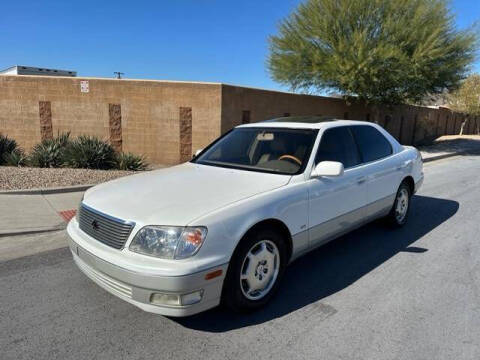 2000 Lexus LS 400