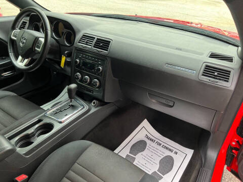 2014 Dodge Challenger SXT Plus