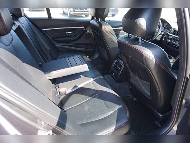 2018 BMW 3 Series 330i