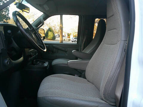 2017 Chevrolet Express LT 3500