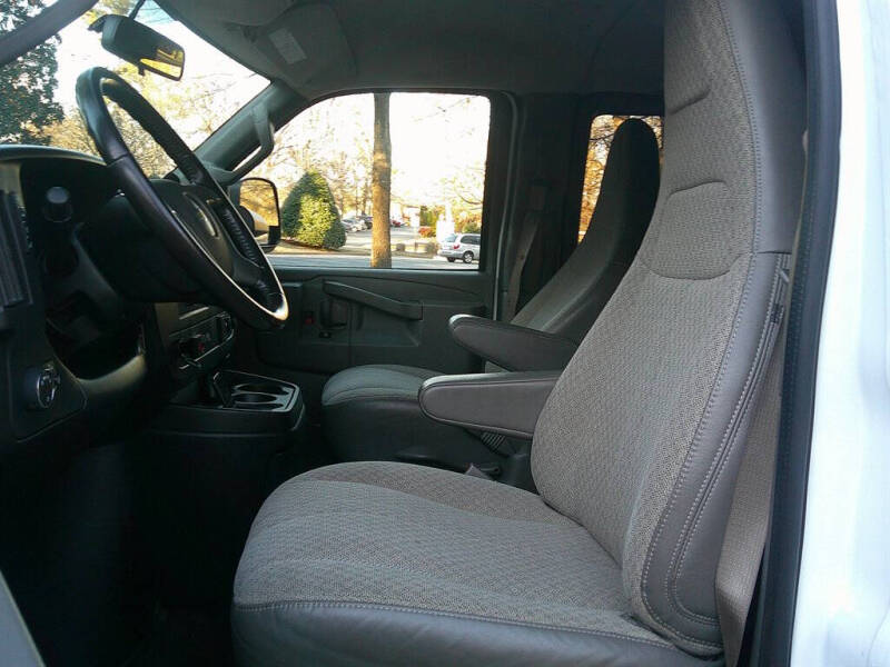 2017 Chevrolet Express LT 3500