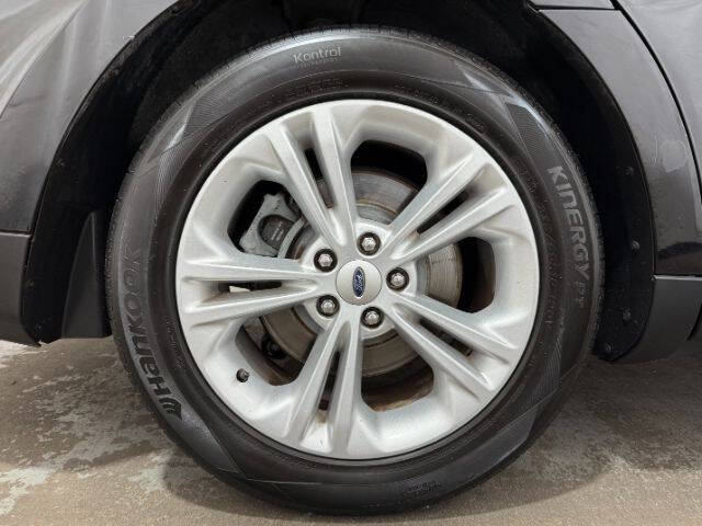 2016 Ford Taurus SEL