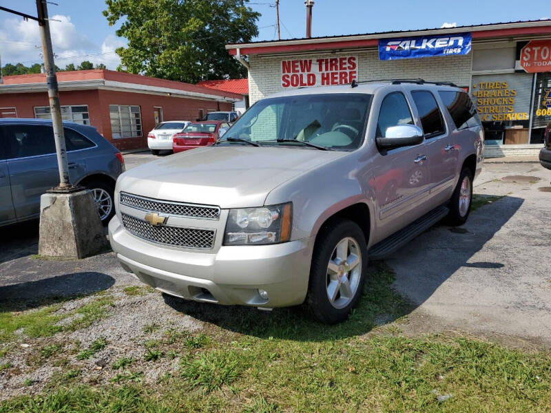 2011 Chevrolet Suburban for sale at Ellis Auto Sales and Service in Middlesboro KY