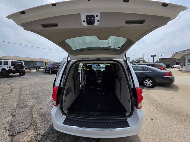 2015 Dodge Grand Caravan SE