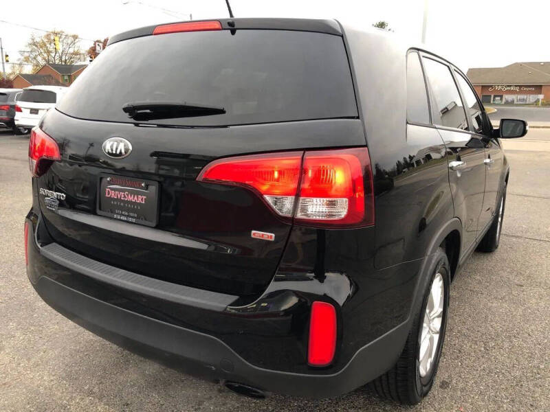 2015 Kia Sorento LX