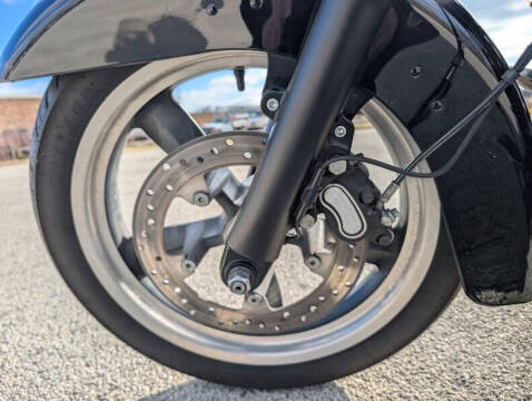 2016 Harley-Davidson FLD Switchback