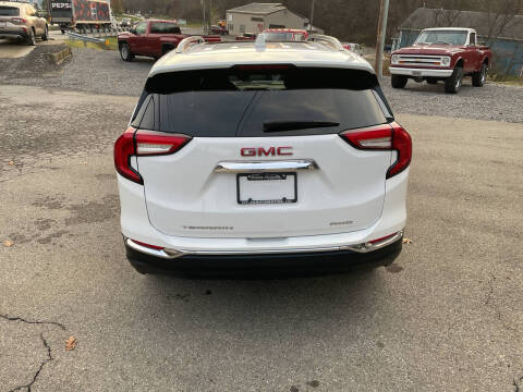 2022 GMC Terrain SLT