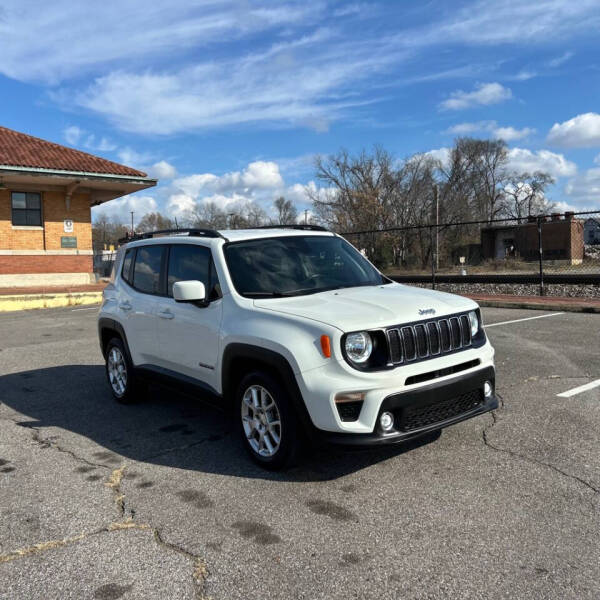 2019 Jeep Renegade Latitude's photo