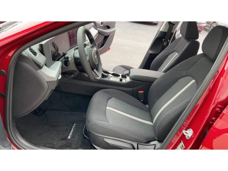 2026 Hyundai Sonata SE