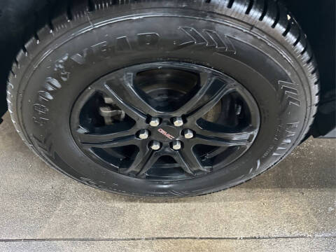 2021 GMC Acadia AT4