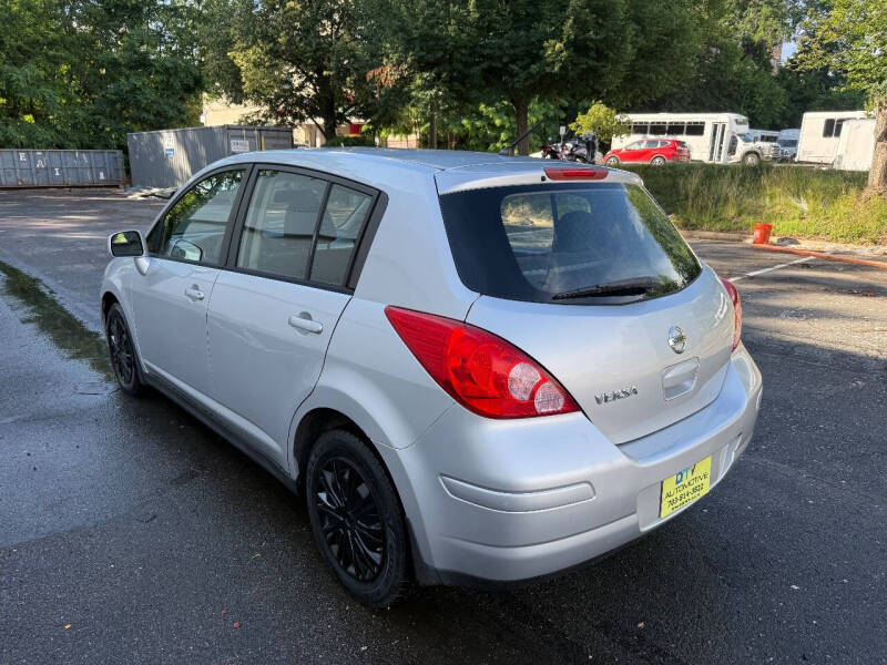 2012 Nissan Versa 1.8 S
