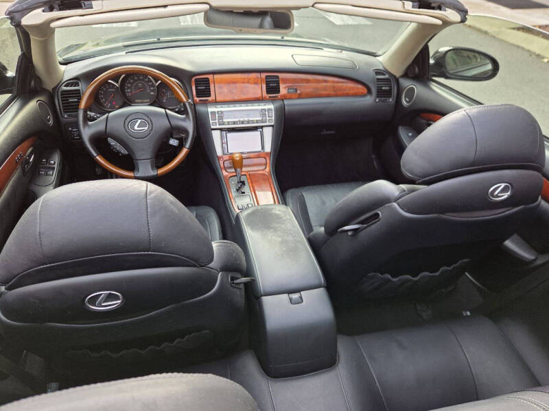 2003 Lexus SC 430