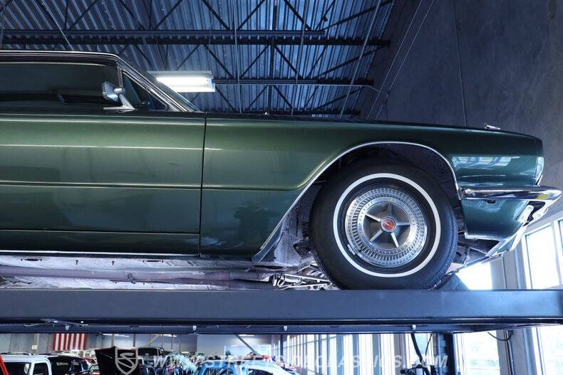 1966 Ford Thunderbird