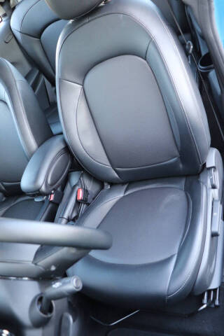 2016 MINI Hardtop 2 Door Cooper