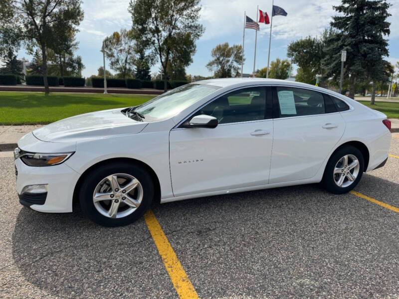 2024 Chevrolet Malibu 1LT's photo