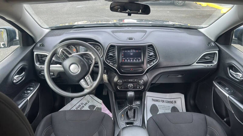 2020 Jeep Cherokee Latitude