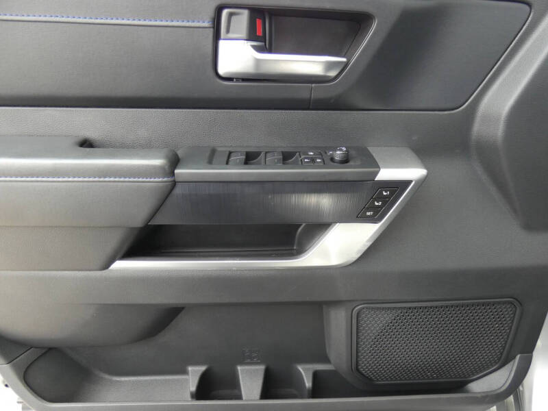 2024 Toyota Tundra Platinum HV