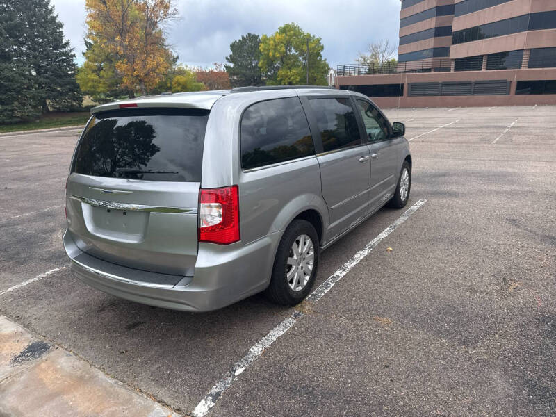 2015 Chrysler Town and Country Touring