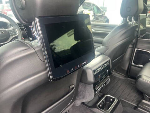 2024 Jeep Wagoneer L Series III