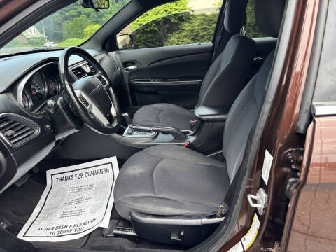 2013 Chrysler 200 Touring