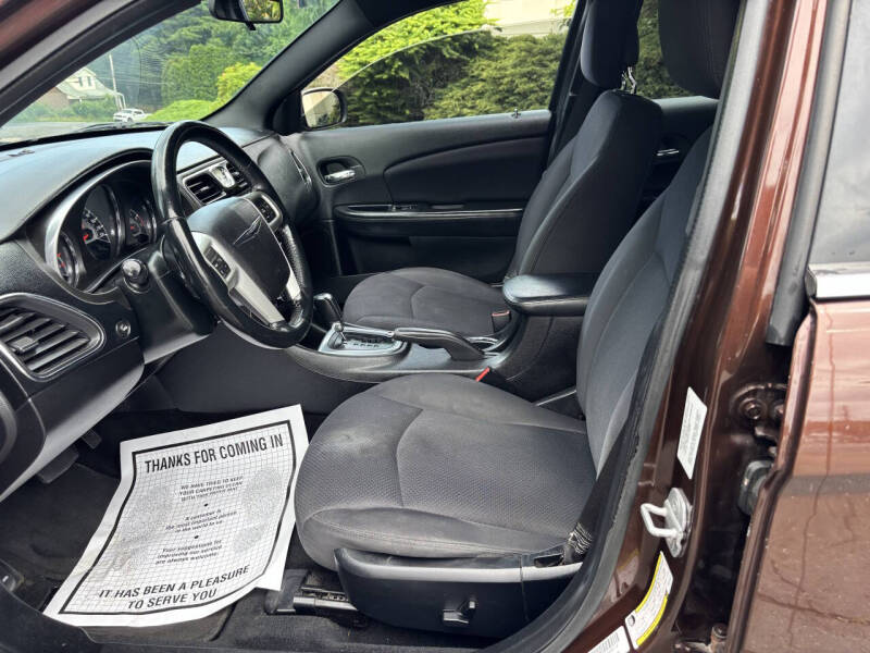 2013 Chrysler 200 Touring
