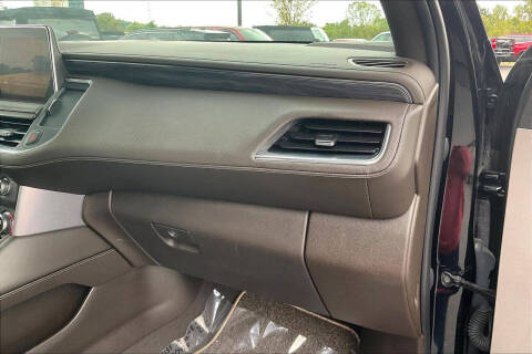 2023 GMC Yukon XL SLT