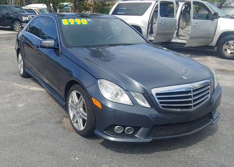 2010 Mercedes-Benz E-Class for sale at Dave Isaac Motors in Englewood FL