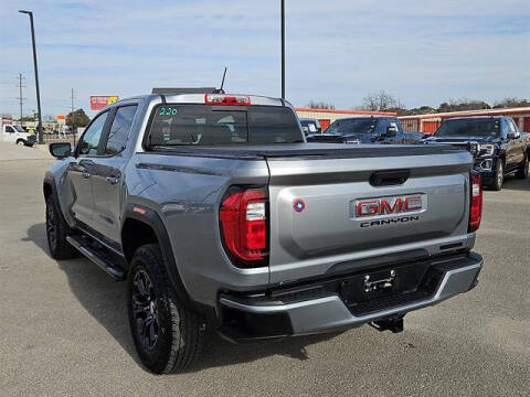2024 GMC Canyon Elevation
