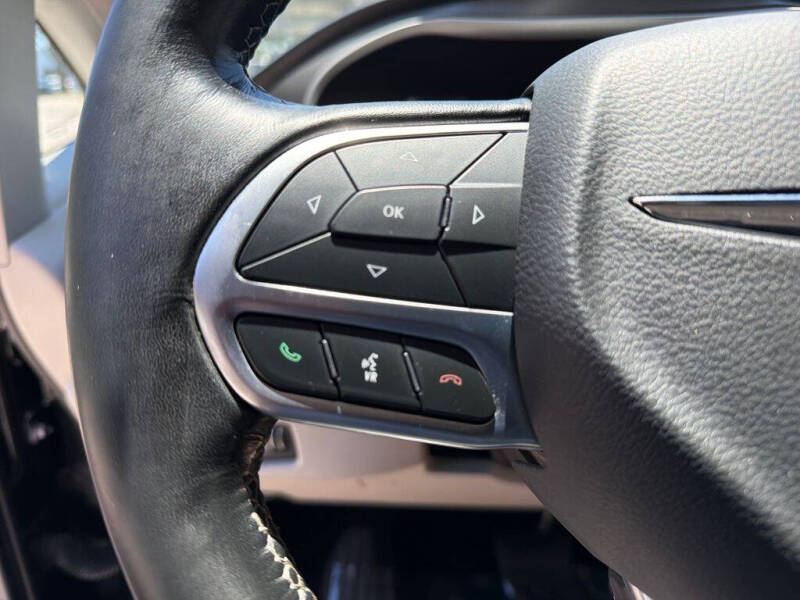 2021 Chrysler Pacifica Touring L