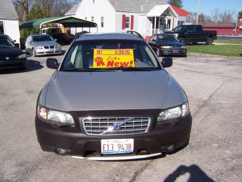2001 Volvo V70 for sale at OTTO'S AUTOS in Fort Wayne IN
