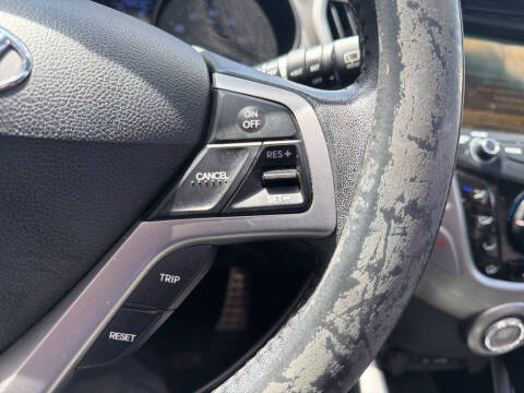 2012 Hyundai Veloster