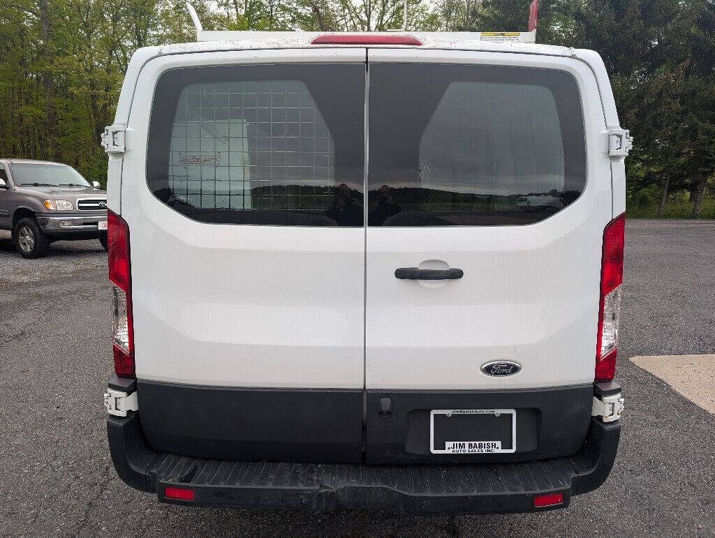 2017 Ford Transit 4