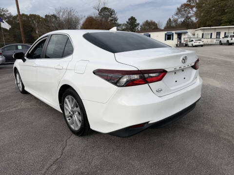 2022 Toyota Camry LE