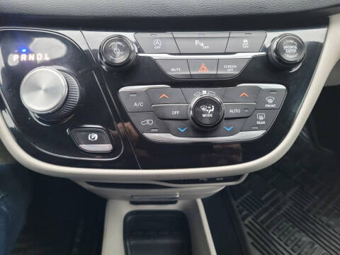 2018 Chrysler Pacifica Touring L