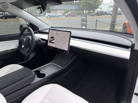2022 Tesla Model Y Long Range