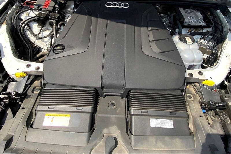 2021 Audi Q7 quattro Premium 45 TFSI