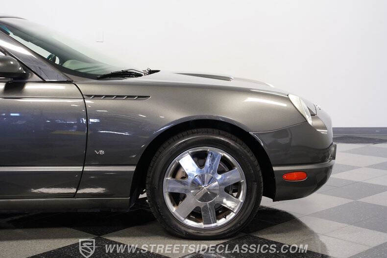 2003 Ford Thunderbird