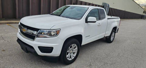 2020 Chevrolet Colorado for sale at EXPRESS MOTORS in Grandview MO