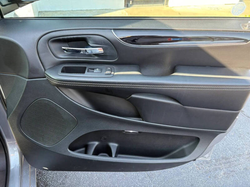 2016 Dodge Grand Caravan