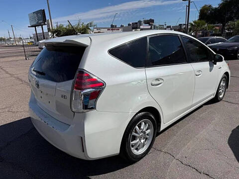 2016 Toyota Prius v