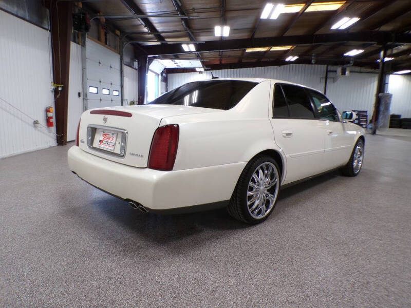 2005 Cadillac DeVille