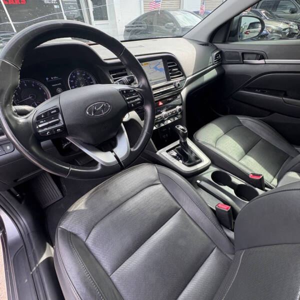 2020 Hyundai Elantra