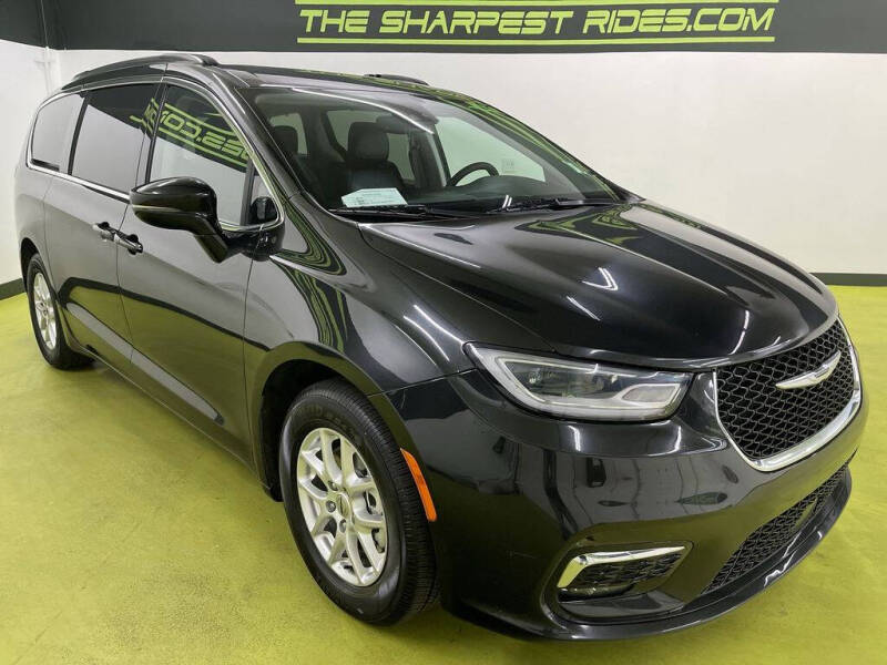 2022 Chrysler Pacifica Touring L