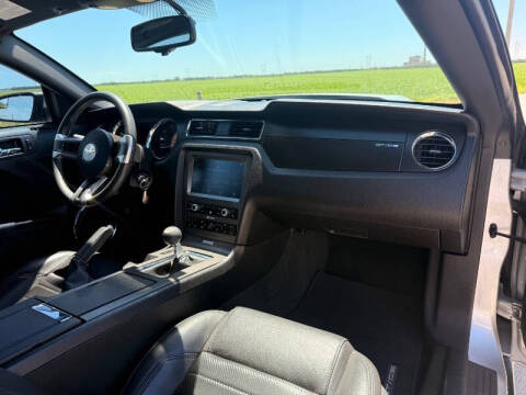 2012 Ford Mustang GT Premium
