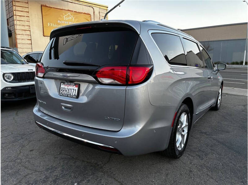 2020 Chrysler Pacifica