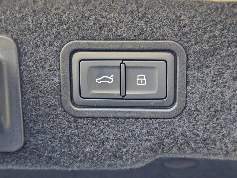 2019 Audi A8 L quattro 60 TFSI