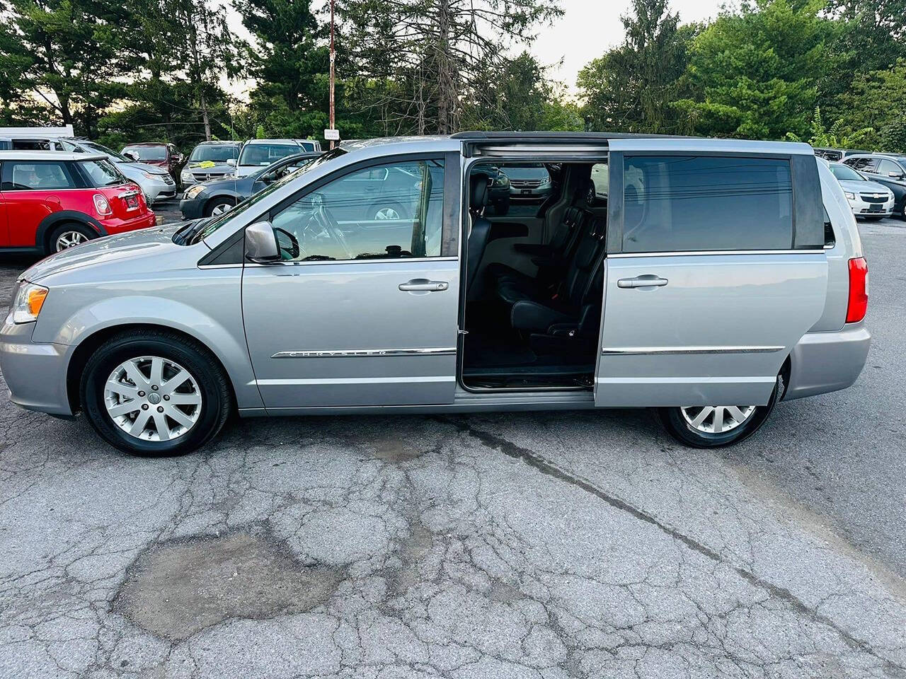 2013 Chrysler Town and Country for sale at Sams Auto Repair & Sales LLC in Harrisburg, PA